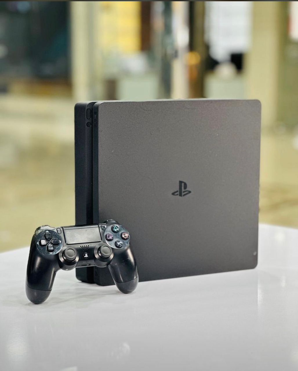 PS4 Standard with 2 Controllers